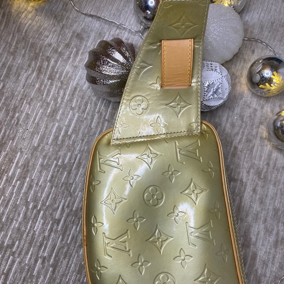 LOUIS VUITTON FULTON BAG - Picture 7 of 15